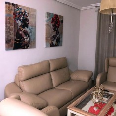 Pareja de cuadros sin marco... 2